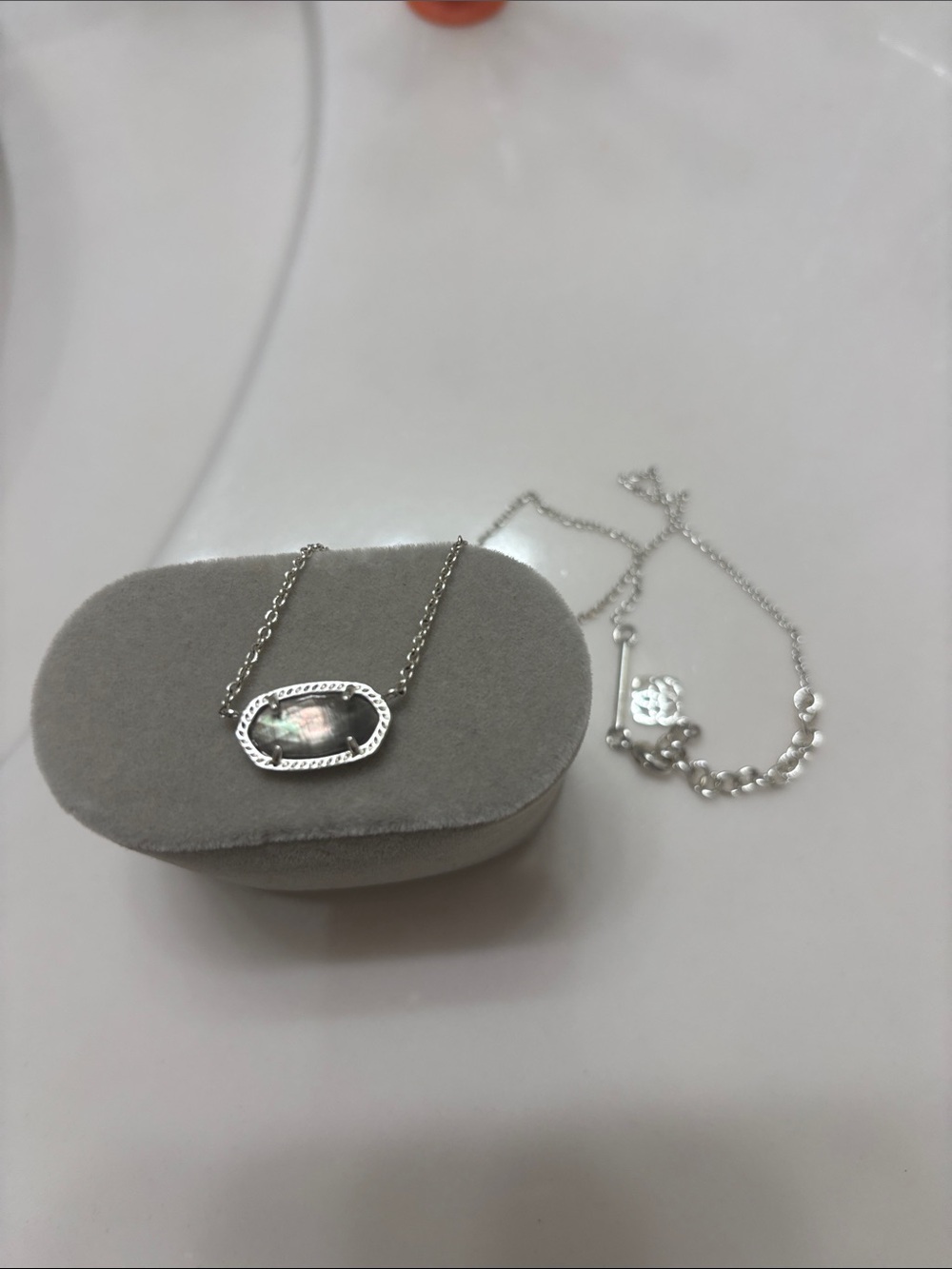 Kendra Scott Silver Mother-of-Pearl Pendant Necklace